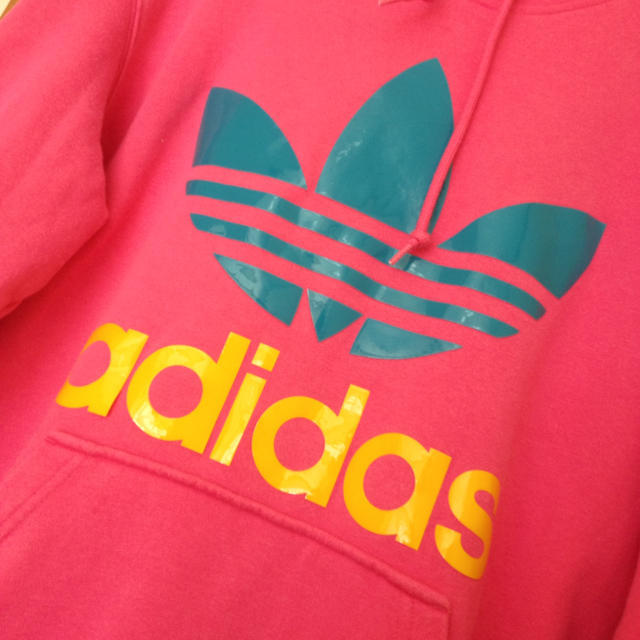 adidas(アディダス)のadidas激かわパーカー❁ レディースのトップス(パーカー)の商品写真