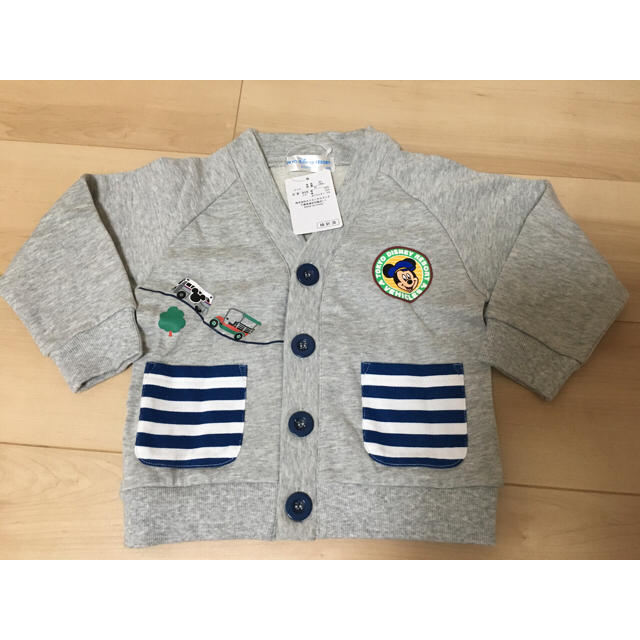 Disney(ディズニー)の【新品】ディズニー♡カーディガン キッズ/ベビー/マタニティのキッズ服男の子用(90cm~)(カーディガン)の商品写真