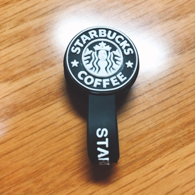Starbucks Coffee(スターバックスコーヒー)のスターバックス柄★コードクリップ 黒 インテリア/住まい/日用品の文房具(その他)の商品写真