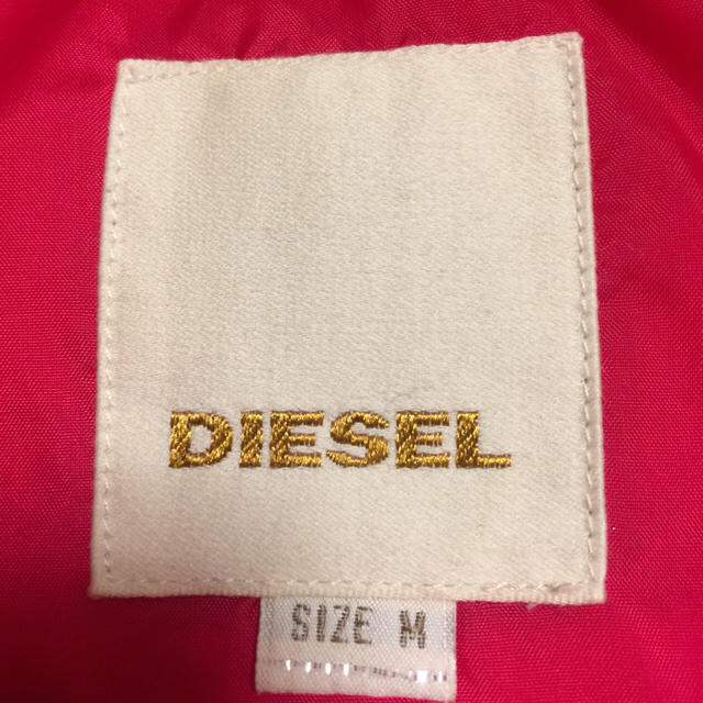 DIESEL(ディーゼル)のDIESELダウンベスト値下げしました🧡💛 レディースのジャケット/アウター(ダウンベスト)の商品写真