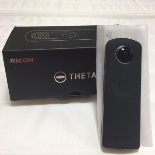 リコー(RICOH)の RICOH THETA S ブラック  360℃カメラ(コンパクトデジタルカメラ)