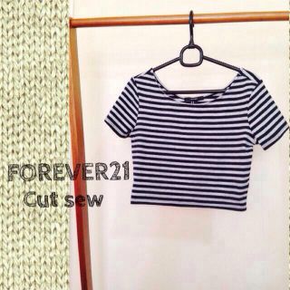 フォーエバートゥエンティーワン(FOREVER 21)のFOREVER21 Tシャツ(Tシャツ(半袖/袖なし))