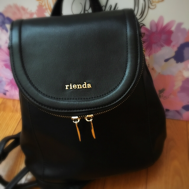 rienda(リエンダ)の【美品】rienda🎀リュック🎀ブラック レディースのバッグ(リュック/バックパック)の商品写真