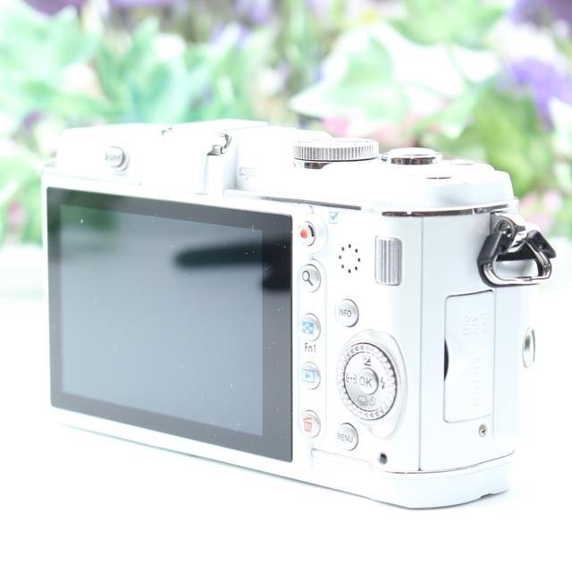 WiFi対応!オシャレで可愛いホワイトカラー!オリンパス E-P3 WiFi対応!オシャレで可愛いホワイトカラー!オリンパス E-P3