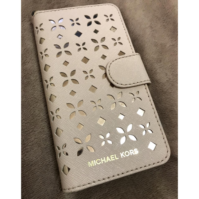 Michael Kors(マイケルコース)のiPhone７ケース マイケルコース スマホ/家電/カメラのスマホアクセサリー(iPhoneケース)の商品写真