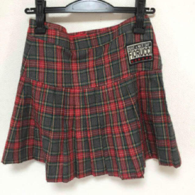 Fiorucci(フィオルッチ)のフィオルッチ１５０ キッズ/ベビー/マタニティのキッズ服女の子用(90cm~)(スカート)の商品写真