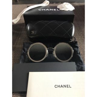 シャネル(CHANEL)のCHANEL☆ラウンドシェイプサングラス☆未使用☆シルバー(サングラス/メガネ)