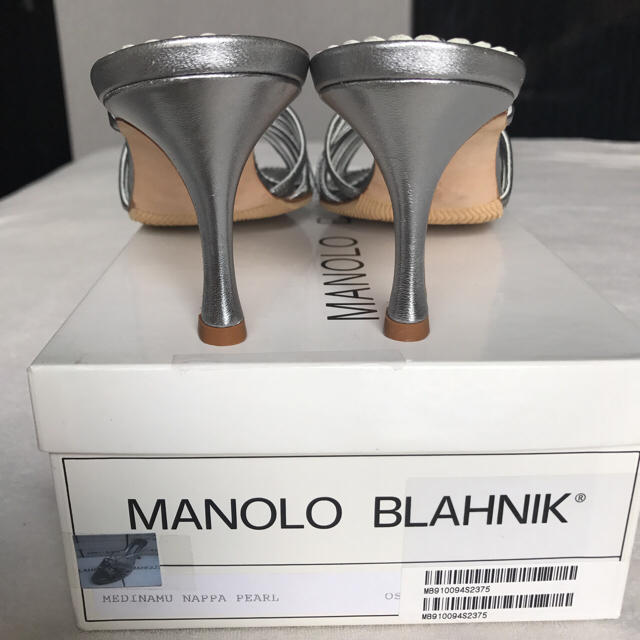 新品未使用 MANOLO BLAHNIK サンダル シルバー 37.5 マノロ