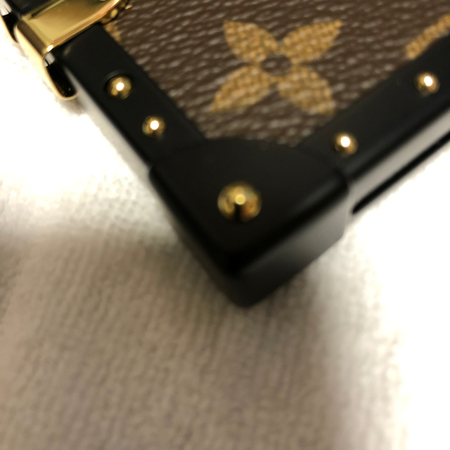 LOUIS VUITTON(ルイヴィトン)のルイヴィトン iPhone7 新品  EYE TURNK スマホ/家電/カメラのスマホアクセサリー(iPhoneケース)の商品写真