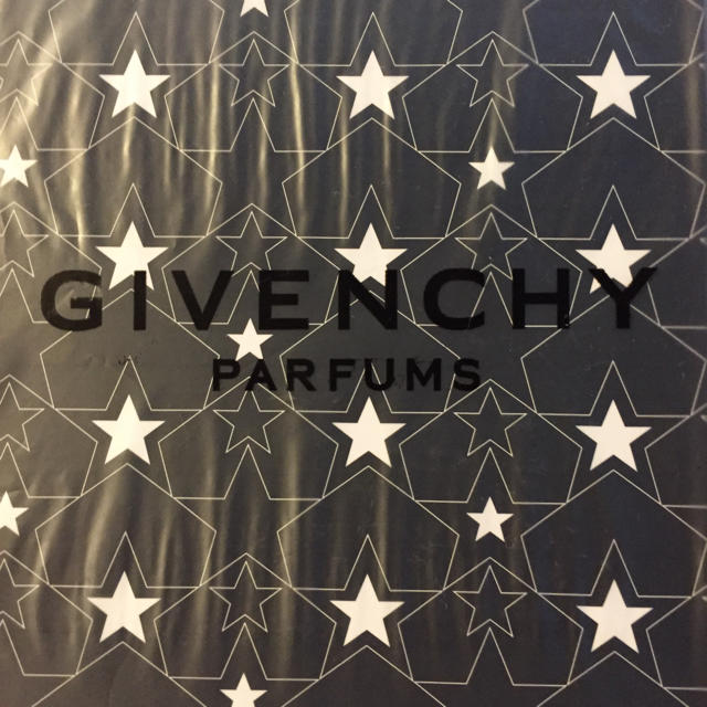 GIVENCHY(ジバンシィ)のGIVENCHY＊ノート インテリア/住まい/日用品の文房具(ノート/メモ帳/ふせん)の商品写真