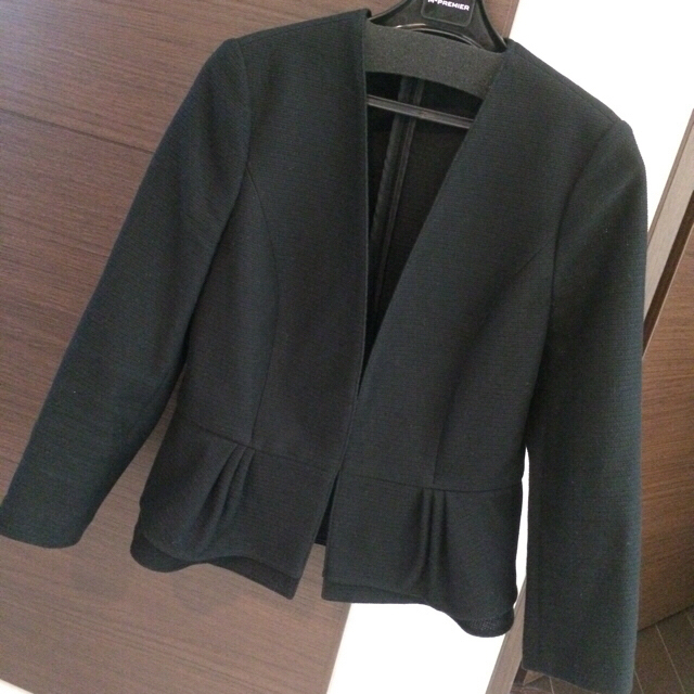 ANAYI(アナイ)の新品未使用 アナイ ペプラムセットアップ 36 レディースのフォーマル/ドレス(スーツ)の商品写真