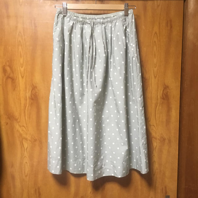 MUJI (無印良品)(ムジルシリョウヒン)のSALE! 無印良品 シルクスカート レディースのスカート(ひざ丈スカート)の商品写真