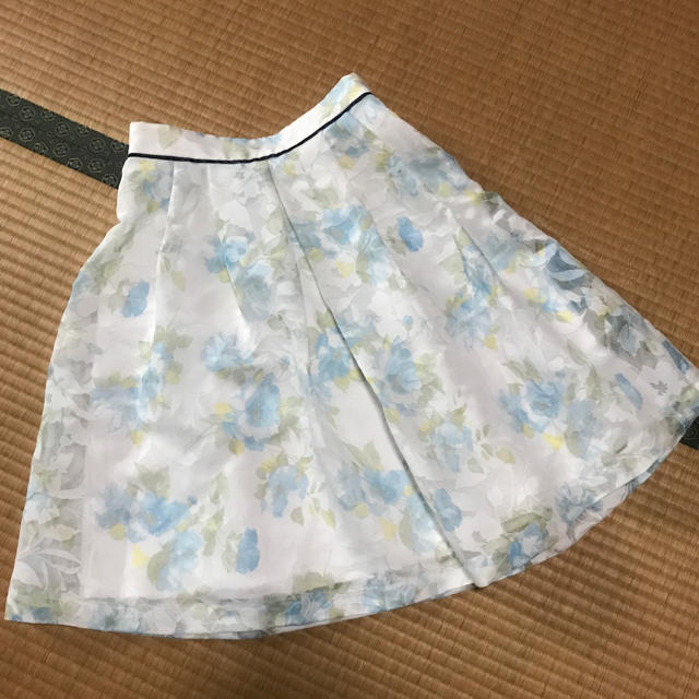 PATTERN fiona(パターンフィオナ)の花柄/スカート/PATTERN/Sサイズ レディースのスカート(ひざ丈スカート)の商品写真