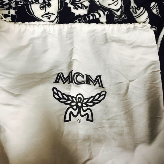 MCM(エムシーエム)のMCMバック レディースのバッグ(ハンドバッグ)の商品写真