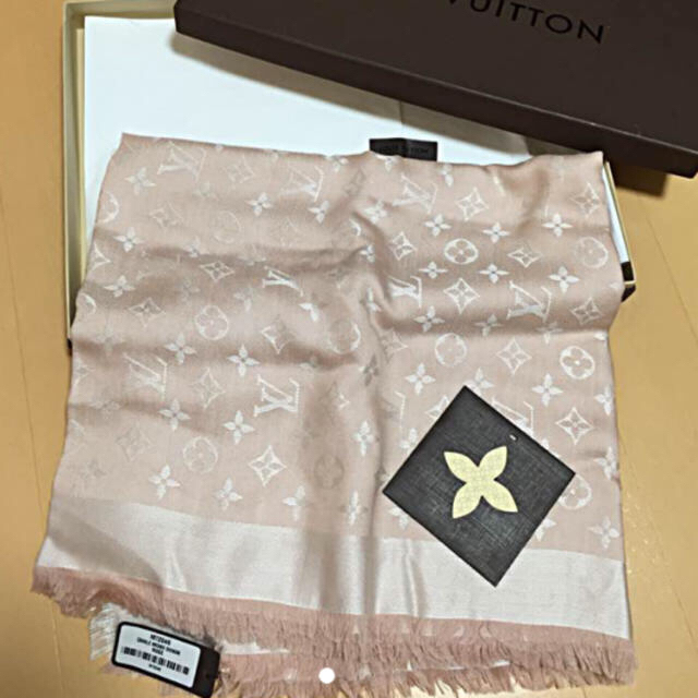 LOUIS VUITTON(ルイヴィトン)のちょこさん専用品★ルイヴィトン ストール レディースのファッション小物(ストール/パシュミナ)の商品写真