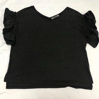 ナイスクラップ(NICE CLAUP)の袖フレアＶネックＴシャツ(Tシャツ(半袖/袖なし))