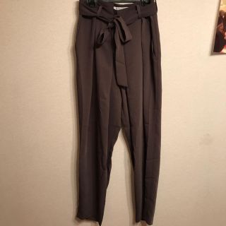 ビューティアンドユースユナイテッドアローズ(BEAUTY&YOUTH UNITED ARROWS)の美品 ハイウエスト クロップドパンツ(クロップドパンツ)