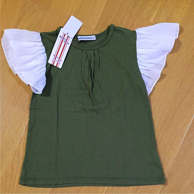 Donkey Jossy(ドンキージョシー)の☆新品☆  Donkey Jossy  袖プリーツTシャツ 120 キッズ/ベビー/マタニティのキッズ服女の子用(90cm~)(Tシャツ/カットソー)の商品写真