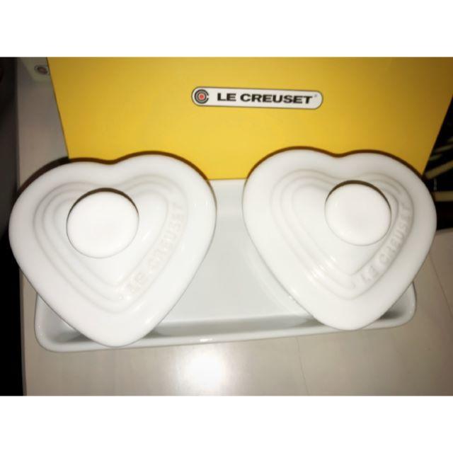 LE CREUSET(ルクルーゼ)の白ハート型ココット　3点セット 新品 インテリア/住まい/日用品のキッチン/食器(食器)の商品写真