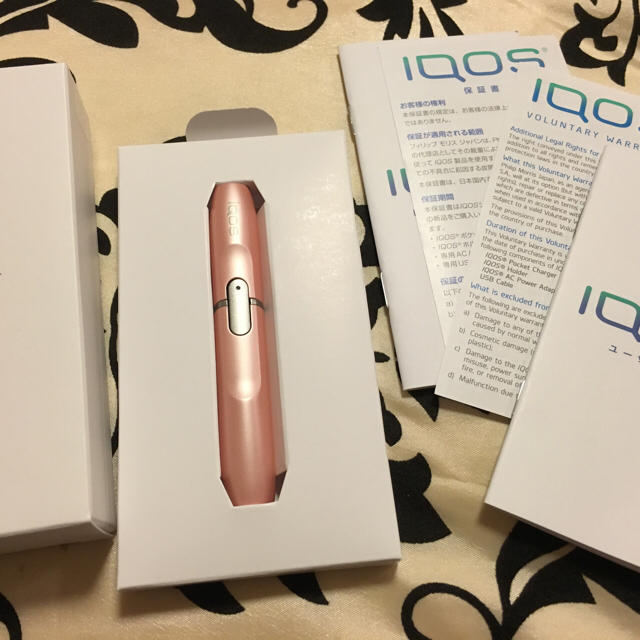 IQOS(アイコス)の♡アイコス♡IQOSホルダー限定ピンク♡ メンズのファッション小物(タバコグッズ)の商品写真