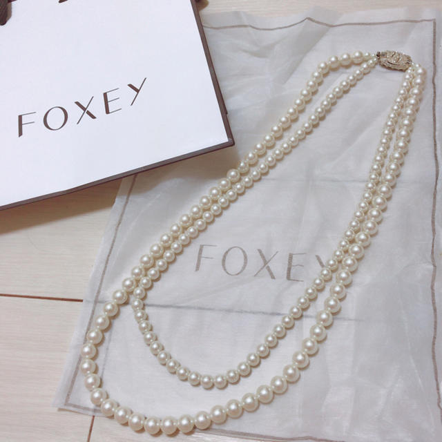 FOXEY(フォクシー)のFOXEY  2連パールネックレス レディースのアクセサリー(ネックレス)の商品写真