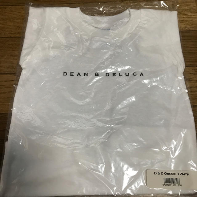 DEAN & DELUCA(ディーンアンドデルーカ)の【さゆく様専用】DEAN & DELUCAのロンパース（半袖） キッズ/ベビー/マタニティのベビー服(~85cm)(ロンパース)の商品写真