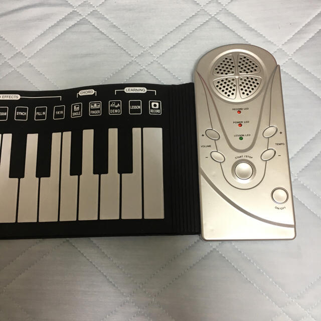うきうきロールピアノ♪ 楽器の鍵盤楽器(電子ピアノ)の商品写真