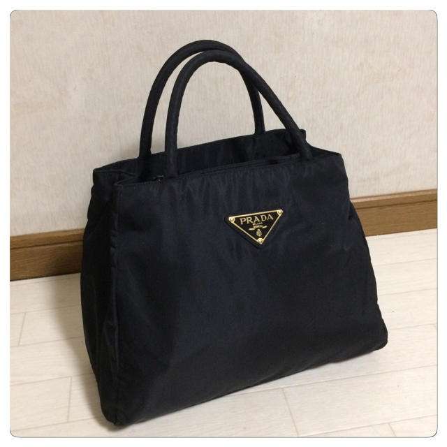 《美品》PRADA(プラダ)トートバッグ