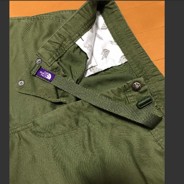 THE NORTH FACE(ザノースフェイス)のTHE NORTH FACE PURPLE LABEL テーパードチノ カーキ メンズのパンツ(チノパン)の商品写真