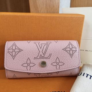 ルイヴィトン(LOUIS VUITTON)のまりちん様専用 極美品 ルイヴィトン マヒナ キーケース マグノリア(キーケース)