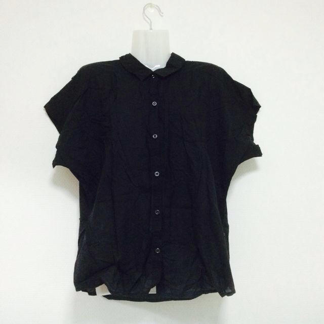 AS KNOW AS PINKY(アズノゥアズピンキー)の黒サマーシャツ レディースのトップス(シャツ/ブラウス(半袖/袖なし))の商品写真