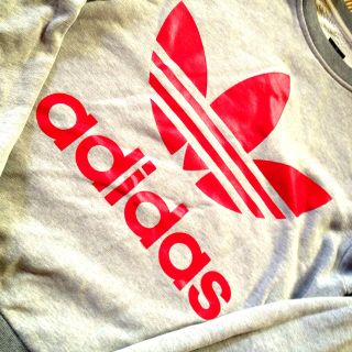 アディダス(adidas)のadidasスウェット(トレーナー/スウェット)