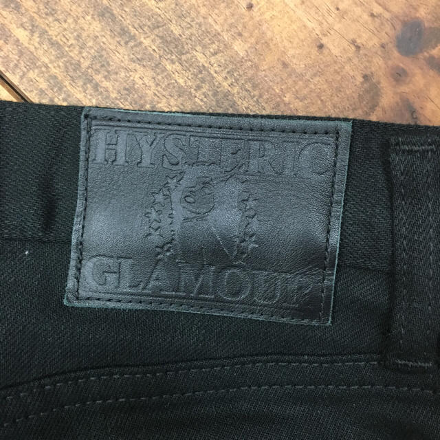 HYSTERIC GLAMOUR(ヒステリックグラマー)の新品☆ヒステリックグラマー 黒ジーンズ メンズのパンツ(デニム/ジーンズ)の商品写真