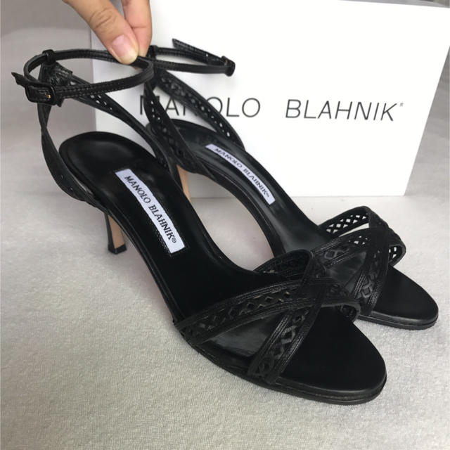 新品未使用 MANOLO BLAHNIK ハイヒール ブラック 37.5 マノロ