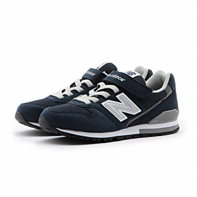 New Balance(ニューバランス)のnew balance 996 ニューバランスキッズ 22cm 新品送料込 キッズ/ベビー/マタニティのキッズ靴/シューズ(15cm~)(スニーカー)の商品写真