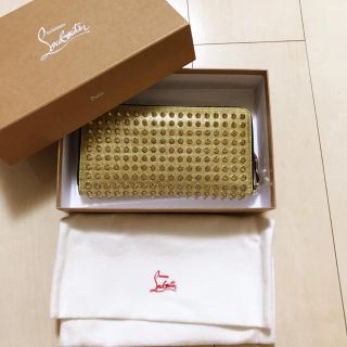 クリスチャンルブタン(Christian Louboutin)の美品 Christian Louboutin ゴールド 長財布(長財布)