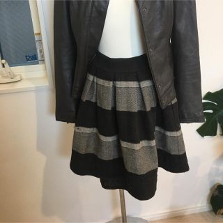 ビーシービージーマックスアズリア(BCBGMAXAZRIA)のBCBGウールデザインスカート(ミニスカート)