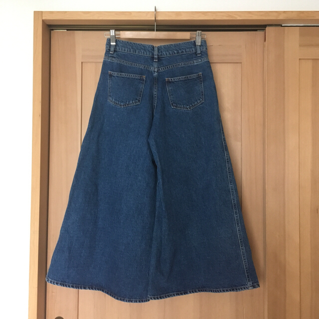 ZARA(ザラ)のZARA ワイドデニム ガウチョ レディースのパンツ(バギーパンツ)の商品写真