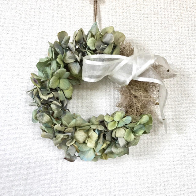 紫陽花とスモークツリーのドライフラワーリースの通販 By Flower Planet ラクマ 紫陽花とスモークツリーのドライフラワーリースの通販 By Flower Planet ラクマ