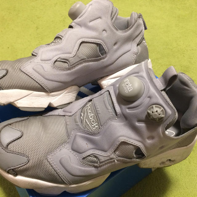 Reebok(リーボック)のinsta pump fuly OG レディースの靴/シューズ(スニーカー)の商品写真