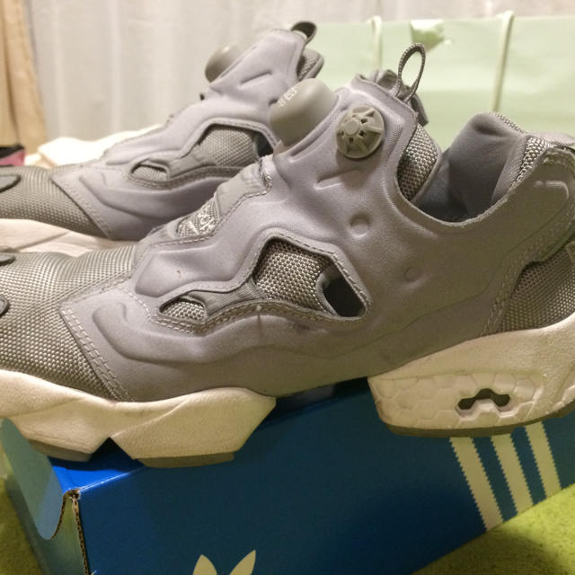 Reebok(リーボック)のinsta pump fuly OG レディースの靴/シューズ(スニーカー)の商品写真