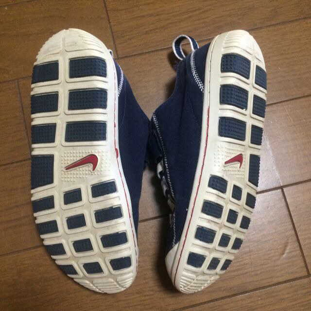 NIKE(ナイキ)のナイキ靴♡  キッズ用 キッズ/ベビー/マタニティのキッズ靴/シューズ(15cm~)(その他)の商品写真