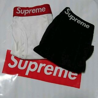 シュプリーム(Supreme)の《2枚黒白セット・Ｓ》Supremeボクサーパンツ(ボクサーパンツ)