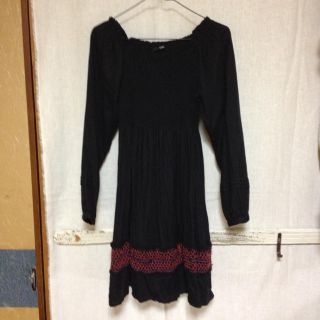 カスタネ(Kastane)のカスタネ♡刺繍ワンピース(ミニワンピース)