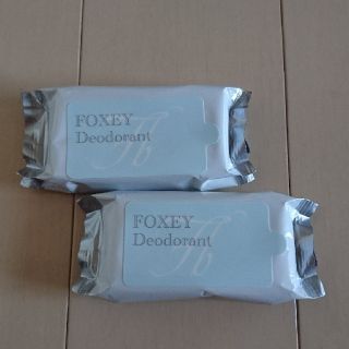 フォクシー(FOXEY)のフォクシー デオドラントシート(ひざ丈ワンピース)