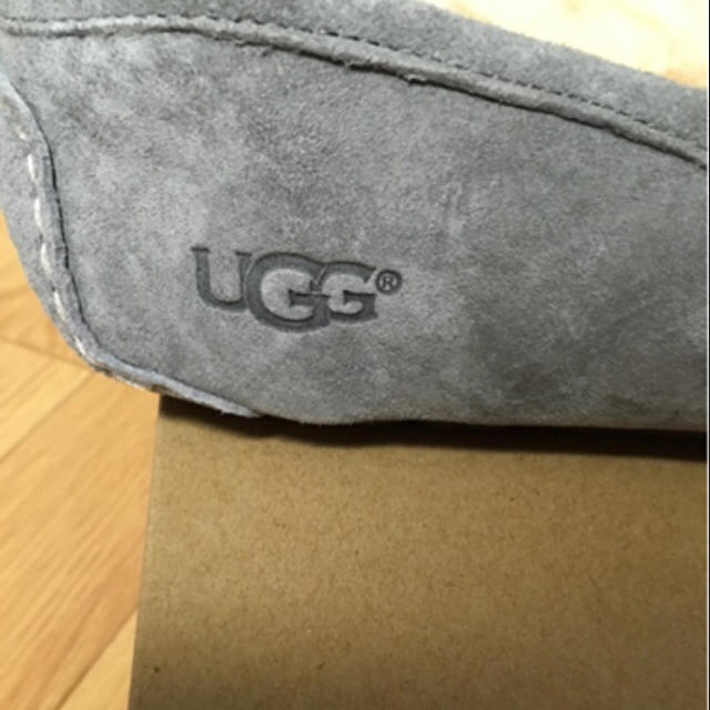 UGG(アグ)のUGG正規品 アンスレー モカシン アグ レディースの靴/シューズ(スリッポン/モカシン)の商品写真