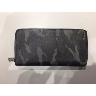 プラダ 迷彩 長財布(メンズ)の通販 7点 | PRADAのメンズを買うならラクマ
