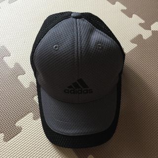 アディダス(adidas)のadidas メッシュキャップ 未使用 グレー×黒(帽子)