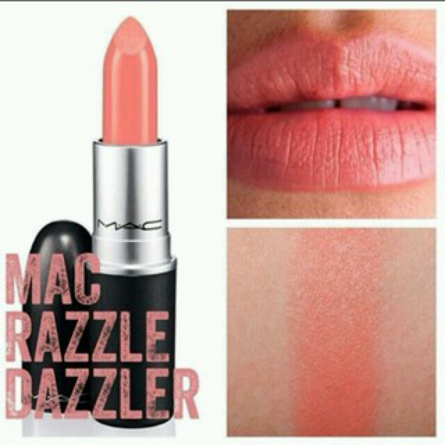 MAC(マック)のMAC リップスティック ラズルダズラー コスメ/美容のベースメイク/化粧品(口紅)の商品写真