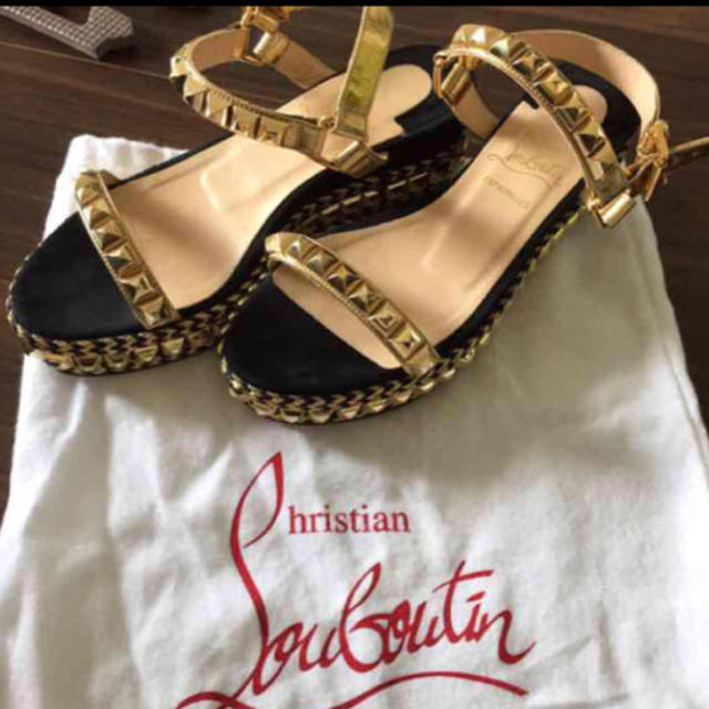 在庫有】 Christian Louboutin - クリスチャンルブタン♡35 カタクロウ